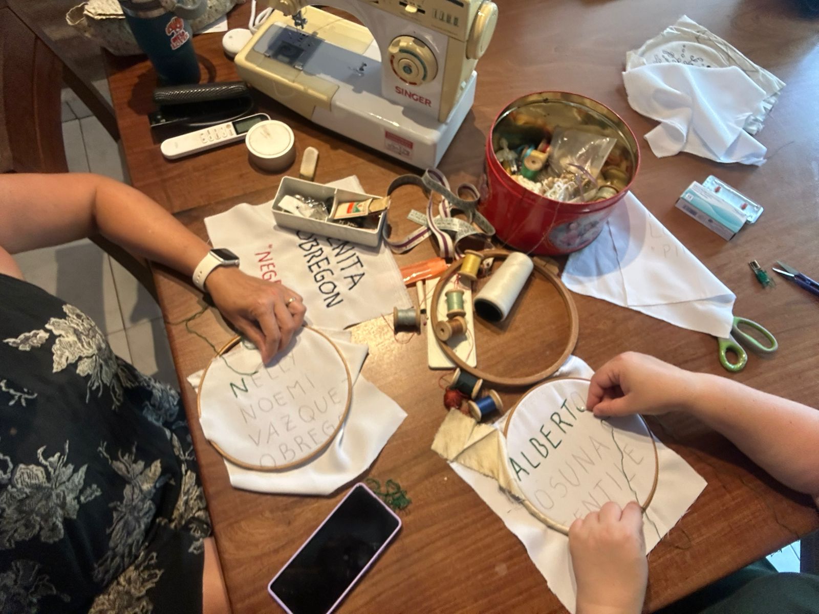 Taller de Bordado por la Memoria: una invitación a coser nombres, a tejer historia