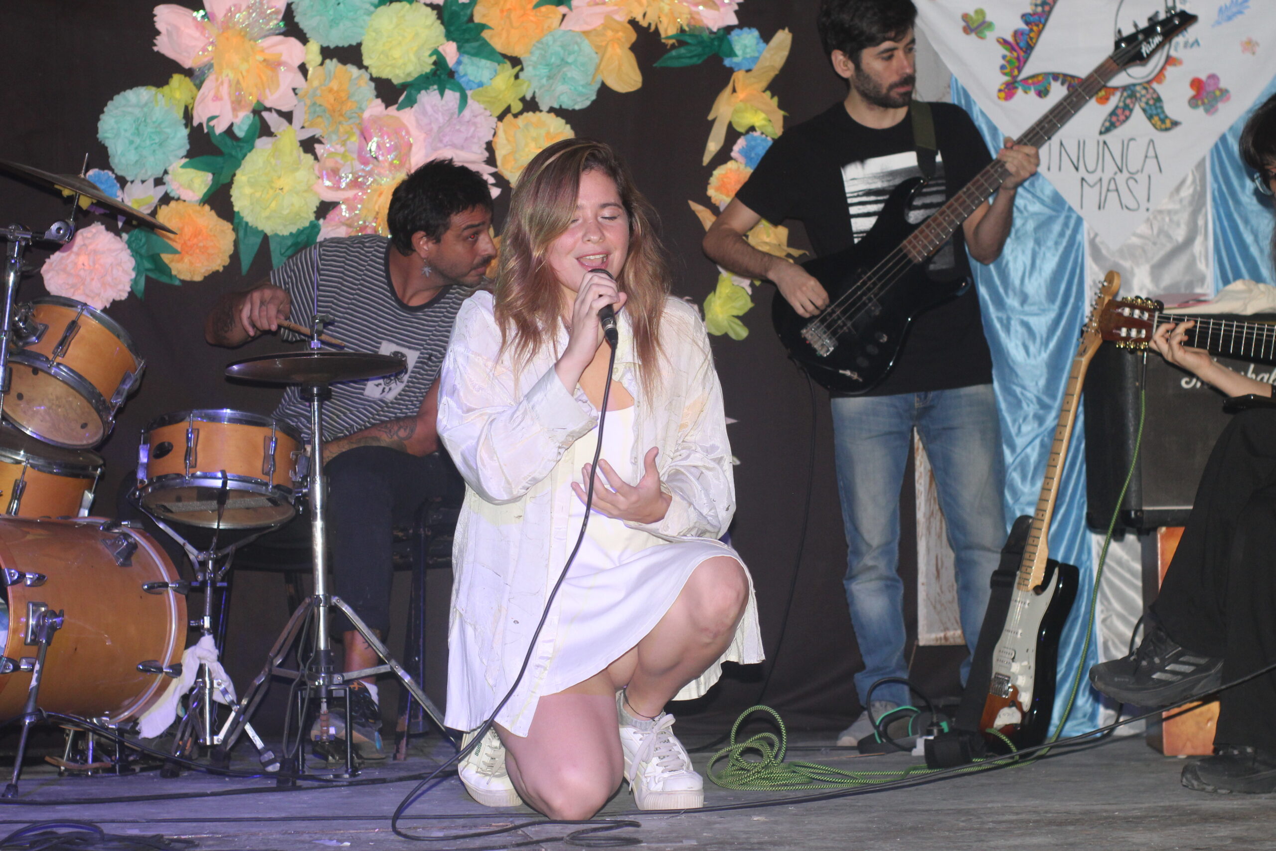 Multitudinaria vigilia en el Espacio de Memoria RI9: la memoria convocó, especialmente, a las juventudes