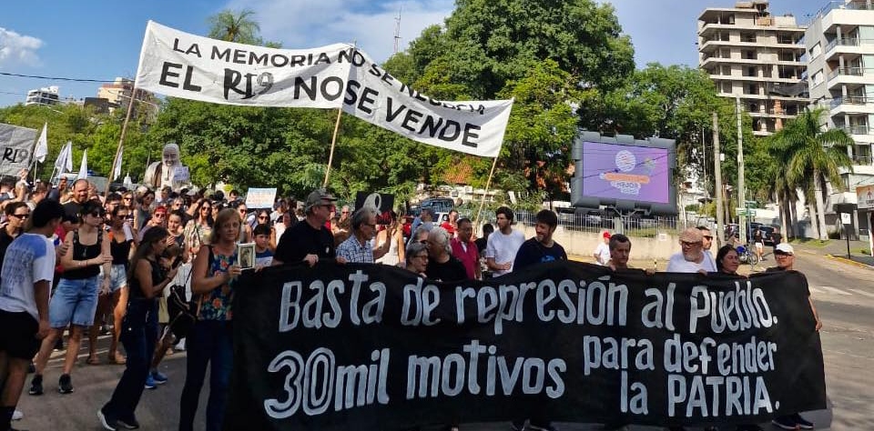 Corrientes marcha a 50 años del golpe